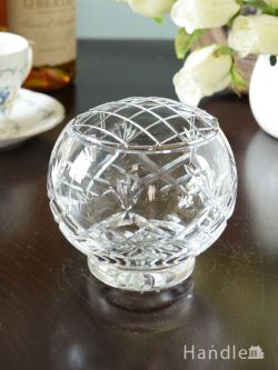 アンティーク雑貨 アンティーク花瓶 英国のアンティークガラスのフラワーベース、花留め具が付いたガラスの花瓶