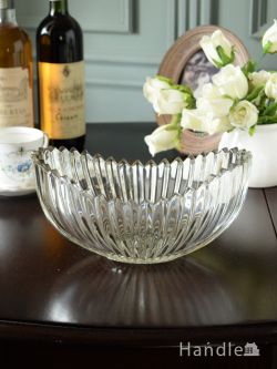 アンティーク雑貨 アンティーク食器 アンティークのガラスの器、ストライプ模様が美しいプレスドグラスのボウル