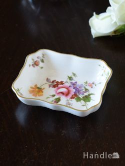 アンティーク雑貨 アンティーク食器 英国のアンティーク陶磁器、ロイヤルクラウンダービー（DERBY POSIES）ポジーシリーズのミニディッシュ