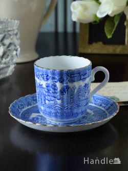 英国伝統のウィローパターンが美しい、イギリスで見つけたアンティークカップ＆ソーサー