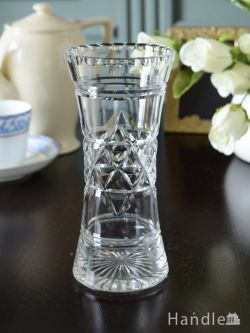 アンティーク雑貨 フラワーベース・花瓶アンティーク イギリスのアンティークの花器、プレスドグラスのフラワーベース