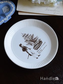 アンティーク雑貨 アンティーク食器 ウェッジウッドのアンティークプレート、帆船とウィリアムブライが描かれたピンディッシュプレート（979-1979）
