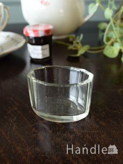 アンティーク雑貨 アンティーク食器 アンティークガラスのおしゃれな食器、イギリスで見つけたプレスドグラスのスパイスボウル