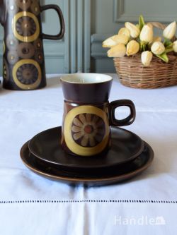 アンティーク雑貨 アンティーク食器 英国から届いたデンビー社(DENBY)のビンテージ食器、アラベスクのトリオ