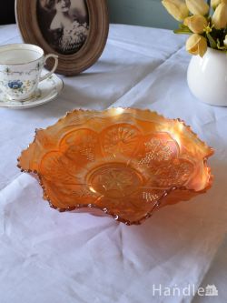 アンティーク雑貨 アンティーク食器 英国で見つけたアンティークガラスのおしゃれな器、カーニバルガラスのオレンジ色のプレート