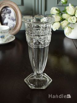 アンティーク雑貨 フラワーベース・花瓶アンティーク アンティークガラスのフラワーベース、イギリスのプレスドグラスの花瓶