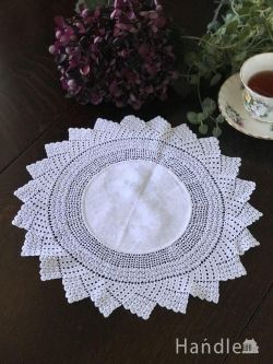 アンティーク雑貨 ドイリー・クロス フランスのアンティーク雑貨、大きなお花のようなハンドメイドのドイリー