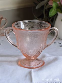 アンティーク雑貨 フラワーベース・花瓶アンティーク チェリー色の可愛いアンティークガラスの器、ディプレッションガラスのフラワーベース
