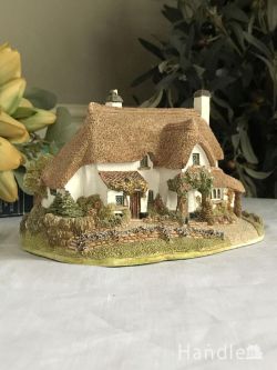 アンティーク雑貨 アンティークオブジェ イギリスのLilliput Lane(リリパット レーン)のおしゃれなお家、白い外壁が可愛いミニチュアハウス