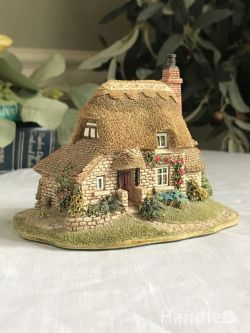 アンティーク雑貨 アンティークオブジェ イギリスから届いたレンガ造りの可愛いミニチュアハウス、Lilliput Lane(リリパット レーン)のハンドメイドのお家