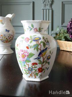 アンティーク雑貨 フラワーベース・花瓶アンティーク 英国アンティークのエインズレイ、陶磁器のフラワーベース（ベンブロック）
