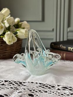 英国アンティークの美しいガラスバスケット、百合の形のおしゃれなガラスの器(k-5506-z)