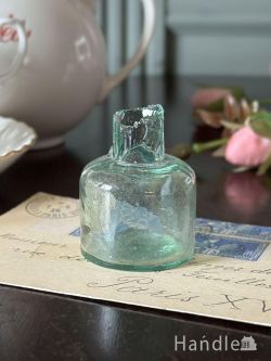 アンティーク雑貨 アンティークビン・香水瓶 爽やかな色のアンティークボトル、ビクトリア時代のインク瓶