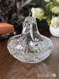 アンティーク雑貨 アンティークビン・香水瓶 英国アンティークガラスのおしゃれなバスケット、プレスグラスのガラスの花器