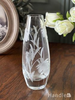 アンティーク雑貨 フラワーベース・花瓶アンティーク アンティークガラスの一輪挿し、お花の模様が入った美しいフラワーベース