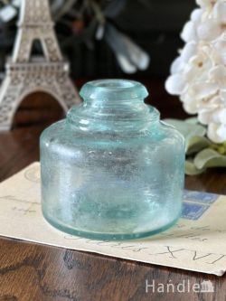 アンティーク雑貨 アンティークビン・香水瓶 イギリスから届いたアンティークのインク瓶、爽やかな水色のガラスボトル