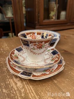 到着予定商品  アンティーク DORIC CHINA トリオ　イマリパターン