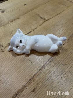 到着予定商品  アンティーク　フィギュリン　キャット猫