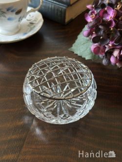 アンティーク雑貨 アンティーク花瓶 イギリスから届いたアンティークガラスの花器、花留めが付いたプレスドグラスのフラワーベース