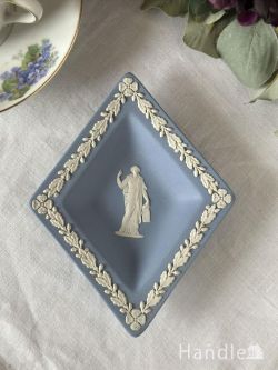 アンティーク雑貨 アンティーク食器 ウェッジウッド(Wedgwood)のジャスパーウェア、アンティークのトレイ