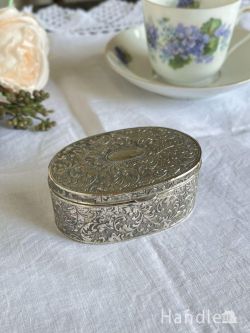 アンティーク雑貨 ジュエリーボックスアンティーク 英国アンティークのアクセサリーボックス、美しい装飾が輝くジュエリーボックス