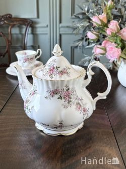 アンティーク雑貨 アンティーク食器 ロイヤルアルバート（Royal Albert ）のポット、ラベンダーローズのアンティークティーポット