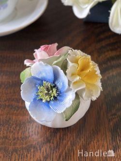 アンティーク雑貨 アンティークオブジェ シェリーの美しいアンティーク陶花、陶磁器で出来たアンティークの卓上花
