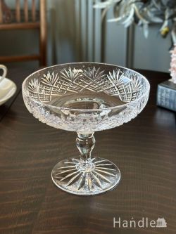 アンティーク雑貨 アンティーク食器 英国アンティークガラスの美しい食器、脚付きのおしゃれなガラスのコンポート