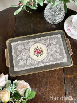 フランスから届いたアンティークのトレイ、バラの刺繍が入ったアクセサリートレイ(m-9415-z)