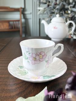 アンティーク雑貨 アンティーク食器 英国ロイヤルスタッフォードの食器、「Woman & Home」のアンティークカップ＆ソーサー