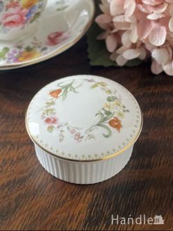 アンティーク雑貨 ジュエリーボックスアンティーク イギリスから届いたビンテージのウェジウッド、Mirabelle（ミラベル）のトリンケットボックス