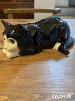 到着予定商品  英国アンティ―ク陶磁器、白と黒猫のフィギュリン