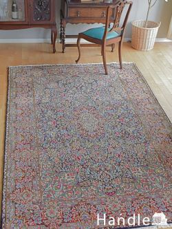 芸術的なお花模様が美しいビンテージの絨毯、ケルマンの華やかなペルシャ絨毯(m-9542-z)