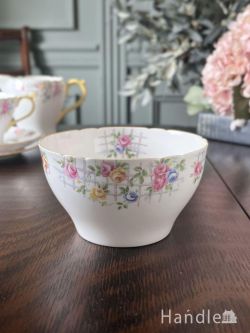 アンティーク雑貨 アンティーク食器 英国から届いた名窯シェリーの美しい食器、バラの花が描かれたアンティークのシュガーポット