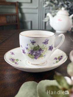アンティーク雑貨 アンティーク食器 英国アンティークのカップ＆ソーサー、すみれの花が咲き誇るＤUCHESS（ダッチェス）