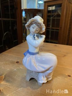 到着予定商品  アンティ―ク　フィギュリン(NAO)