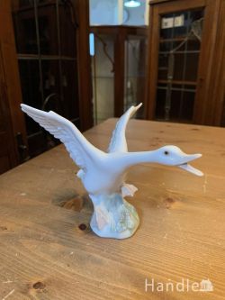 到着予定商品  アンティ―ク　フィギュリン(Lladro)