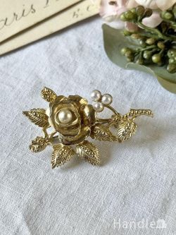アンティーク雑貨 アンティークブローチ パールが付いたおしゃれなビンテージブローチ、イギリスから届いた薔薇モチーフのアクセサリー