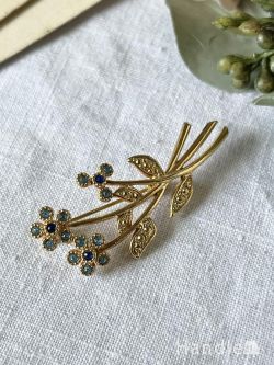 アンティーク雑貨 アンティークブローチ ブルーのお花が爽やかなアンティークのブローチ、イギリスから届いたアクセサリー