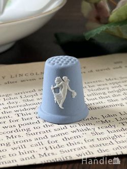 アンティーク雑貨 アンティークオブジェ Wedgwoodのアンティーク指貫、英国ジャスパーウェアのシンブル