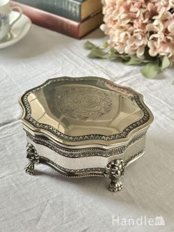 アンティーク雑貨 ジュエリーボックスアンティーク ライオンが宝物を守ってくれるアンティークボックス、イギリスから届いた美しいバラの花模様の宝石箱