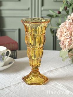 アンティーク雑貨 アンティーク花瓶 琥珀色のアンティークガラスが美しい花器、英国アンティークのアンバー色のフラワーベース