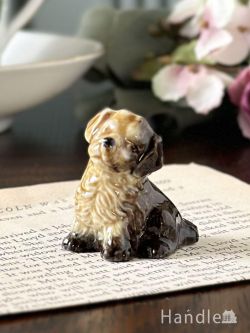 アンティーク雑貨 アンティークオブジェ イギリスで見つけたWADE社のビンテージ陶器、Whimsiesシリーズの犬のフィギア（子犬）