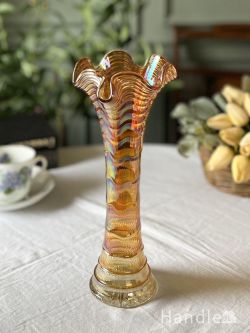 七色に輝く幻想的なカーニバルガラス、スイングのアンティークフラワーベース(m-9772-z)