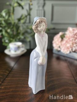 イギリスで見つけたNAOの美しいレディ、リヤドロ社のビンテージフィギュリン