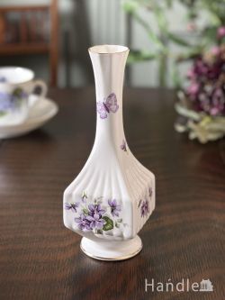 イギリスから届いたアンティークのフラワーベース、スミレが描かれたワイルドバイオレットの花器(m-10063-z)