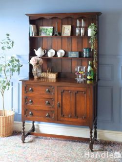 イギリスから届いたツイスト足のオープンシェルフ、アンティークのウェルッシュドレッサー