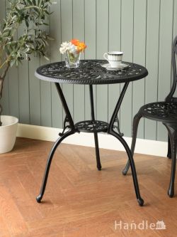 アンティーク風 アンティーク風の家具 フレンチアンティーク調のおしゃれなテーブル、レース模様の天板が可愛いガーデンテーブル（BK・60cm）