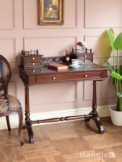 アンティーク風  英国アンティーク調のレディデスク、マホガニー材のおしゃれな書斎机