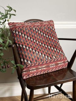 絨毯 キリム ジジム織りのクッションカバー、幾何学文様が美しいオールドキリム